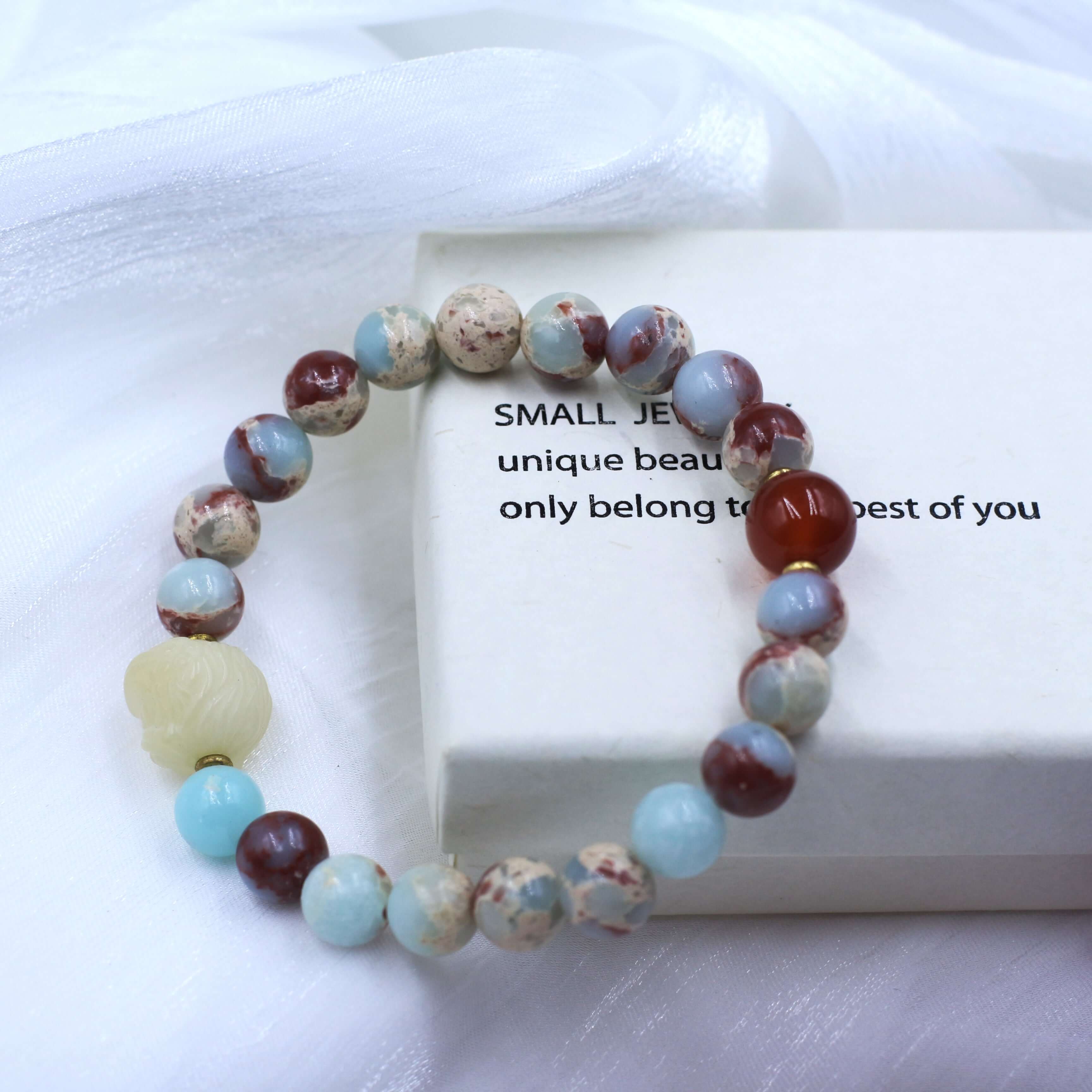 ShouShan Stone Bracelet - Dancing Lion Red Agate Bracelet For Harmony And Protection