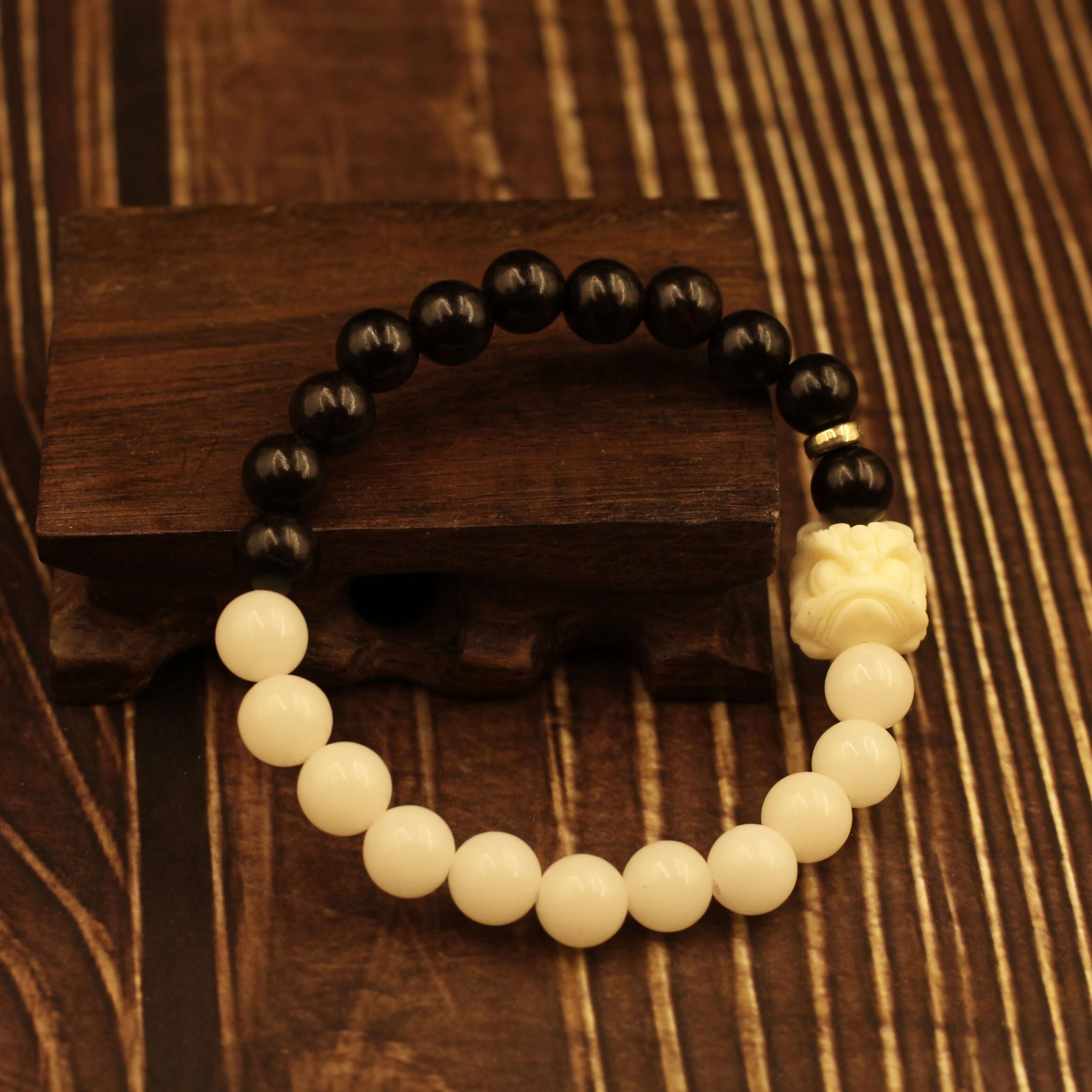 Ebony Bodhi Dancing Lion Bracelet - Attract Balance in your life with Feng Shui 